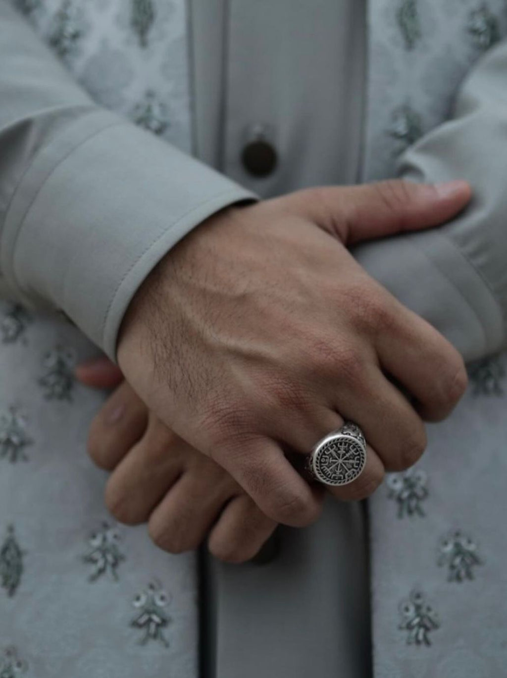 Anello vichingo Vegvisir
