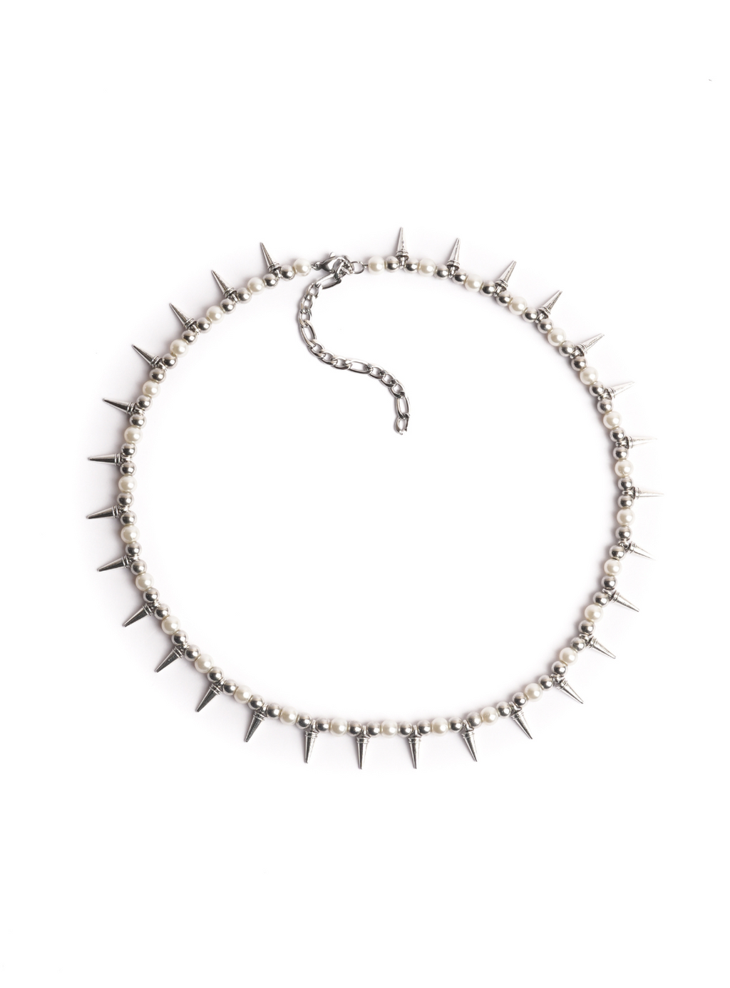 Collana metallica con perle Spike