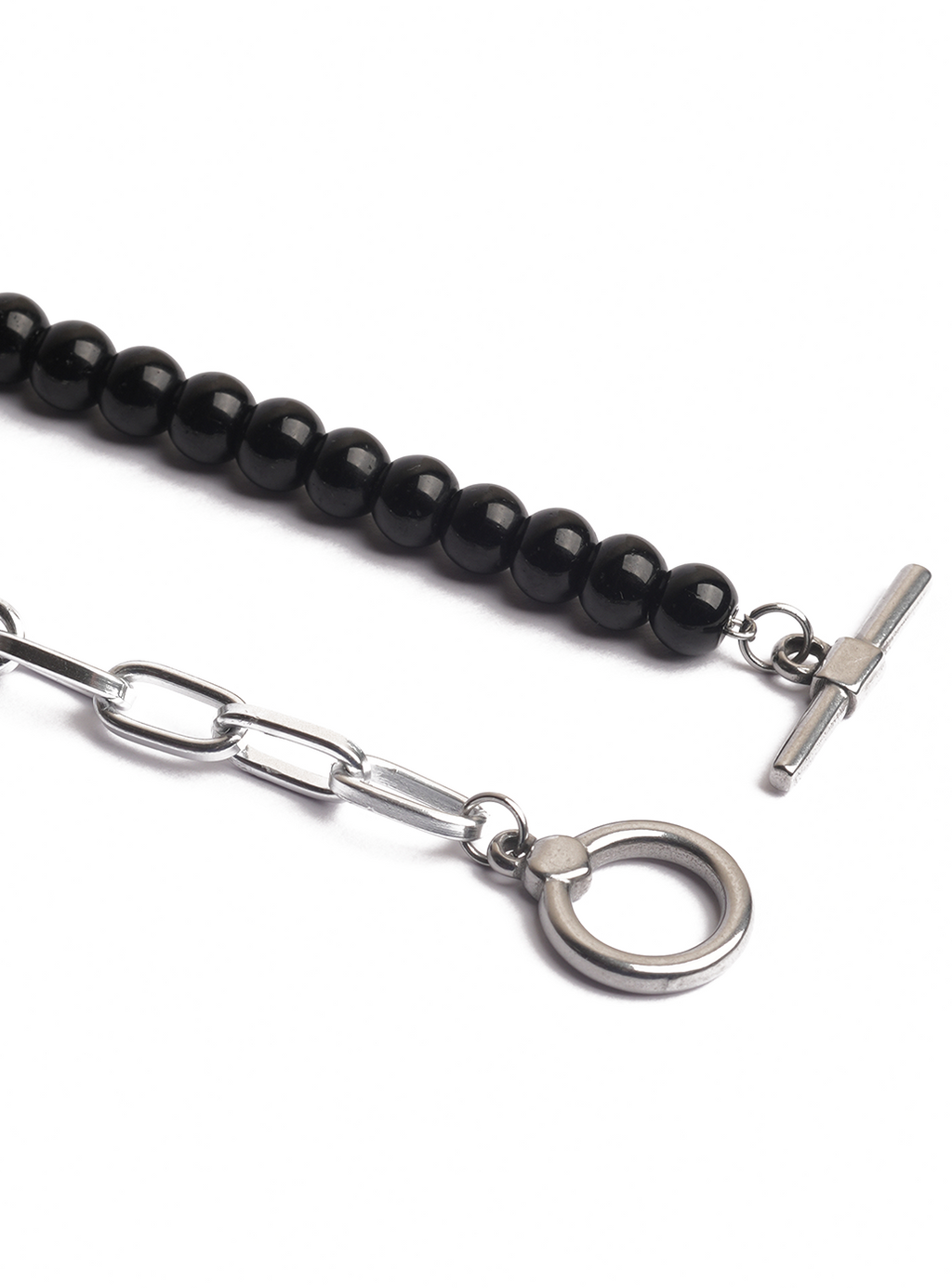 Braccialetto con perline nere metà e metà