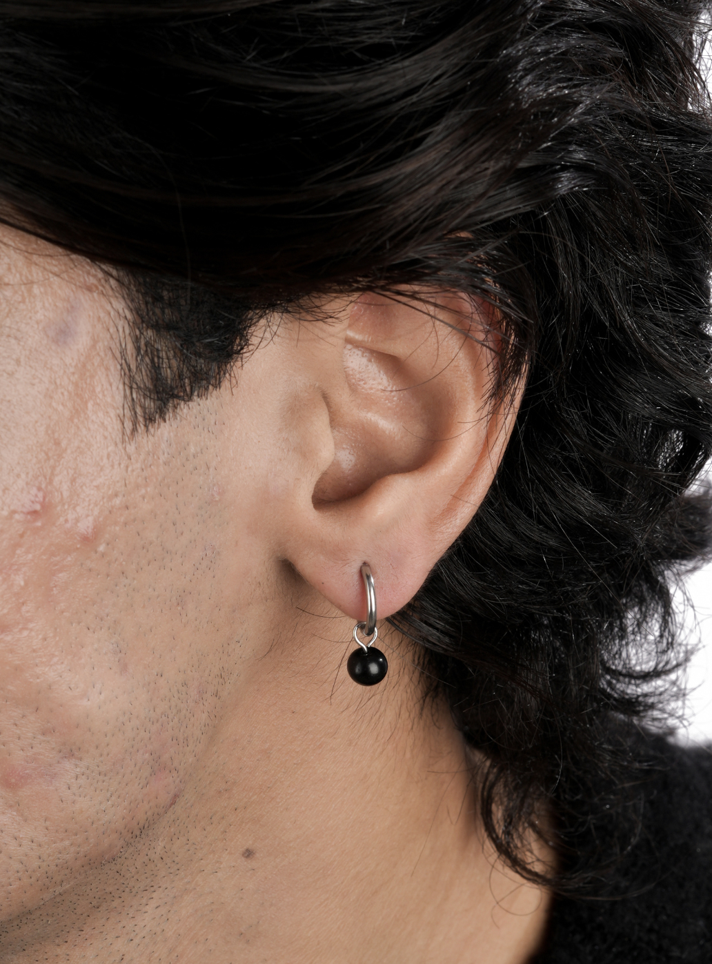 Cerchio con perline nere (argento sterling)