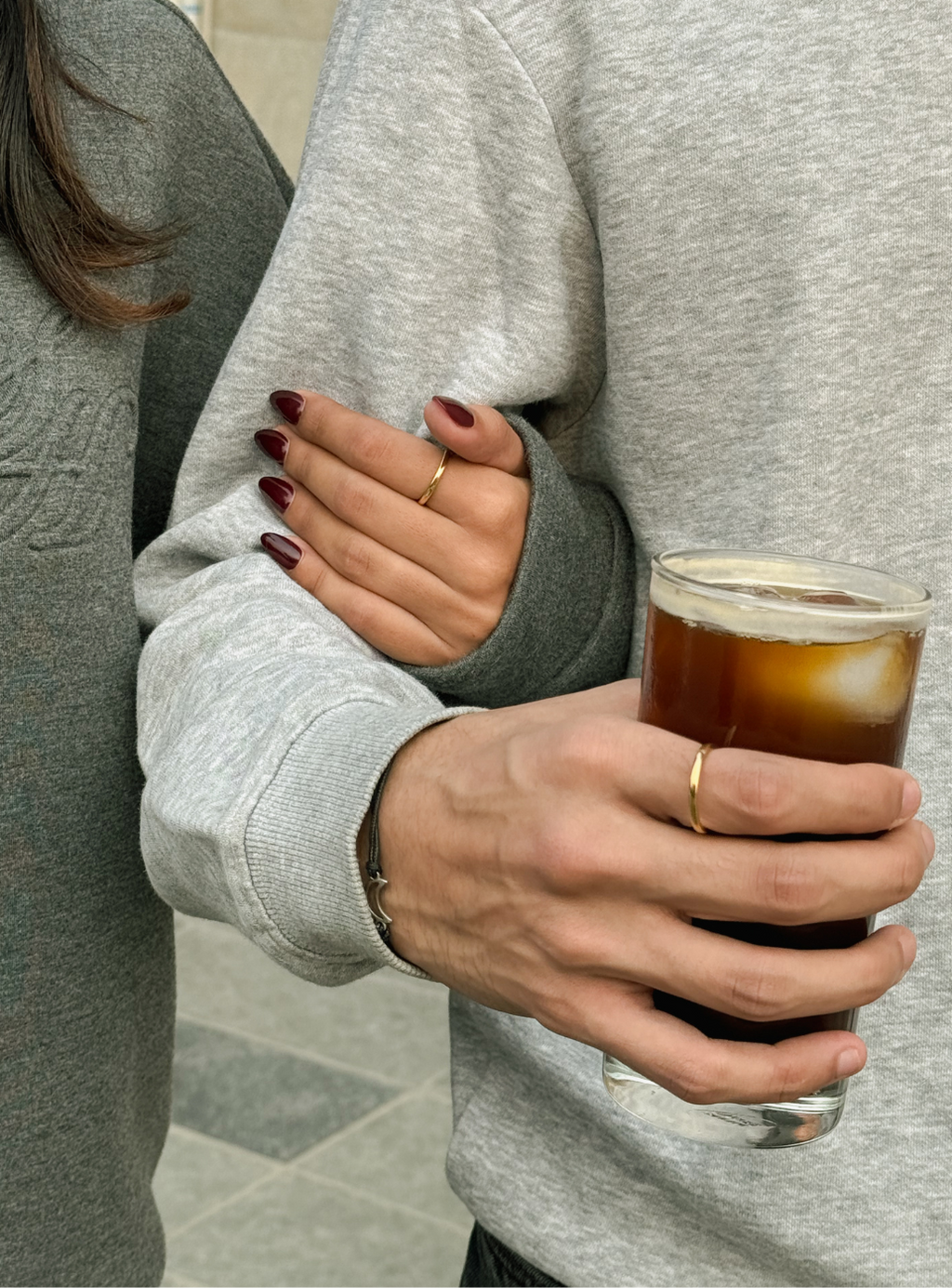 Anelli di promessa dorati da 2 mm