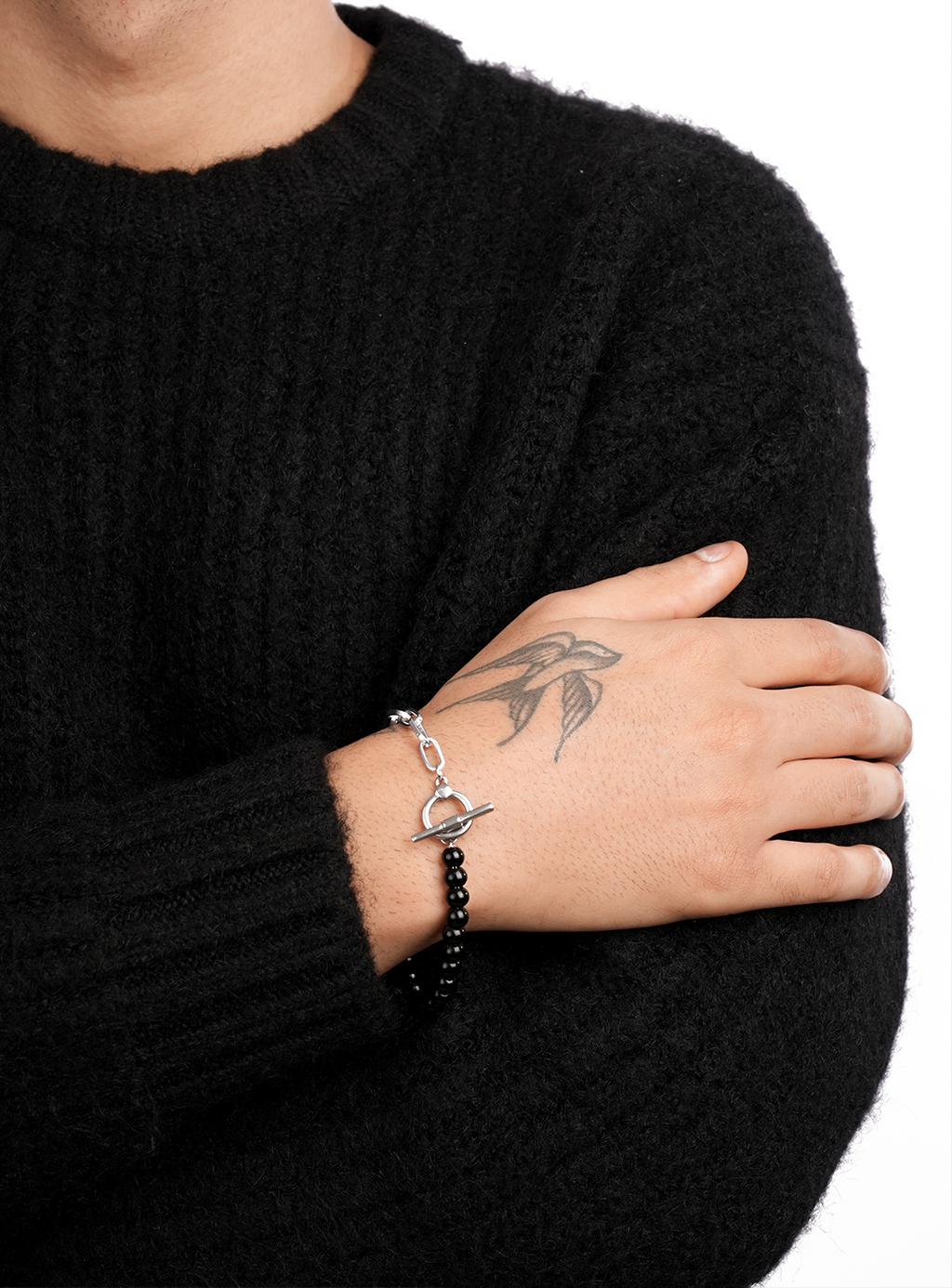 Braccialetto con perline nere metà e metà