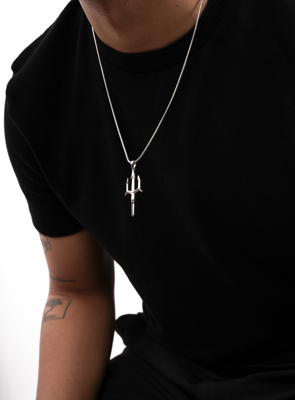 Ciondolo Tridente con Catena